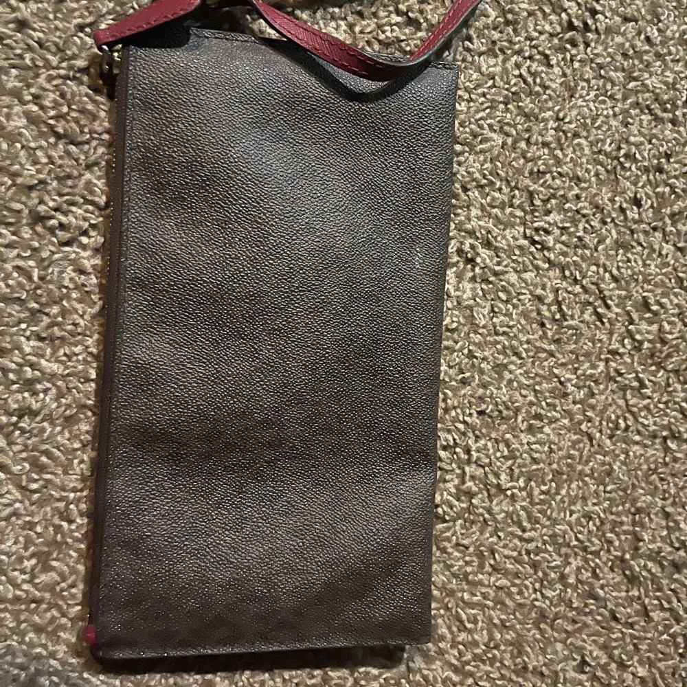 MK bigger wristlet brown